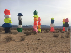Read more about the article Seven Magic Mountains: Land Art