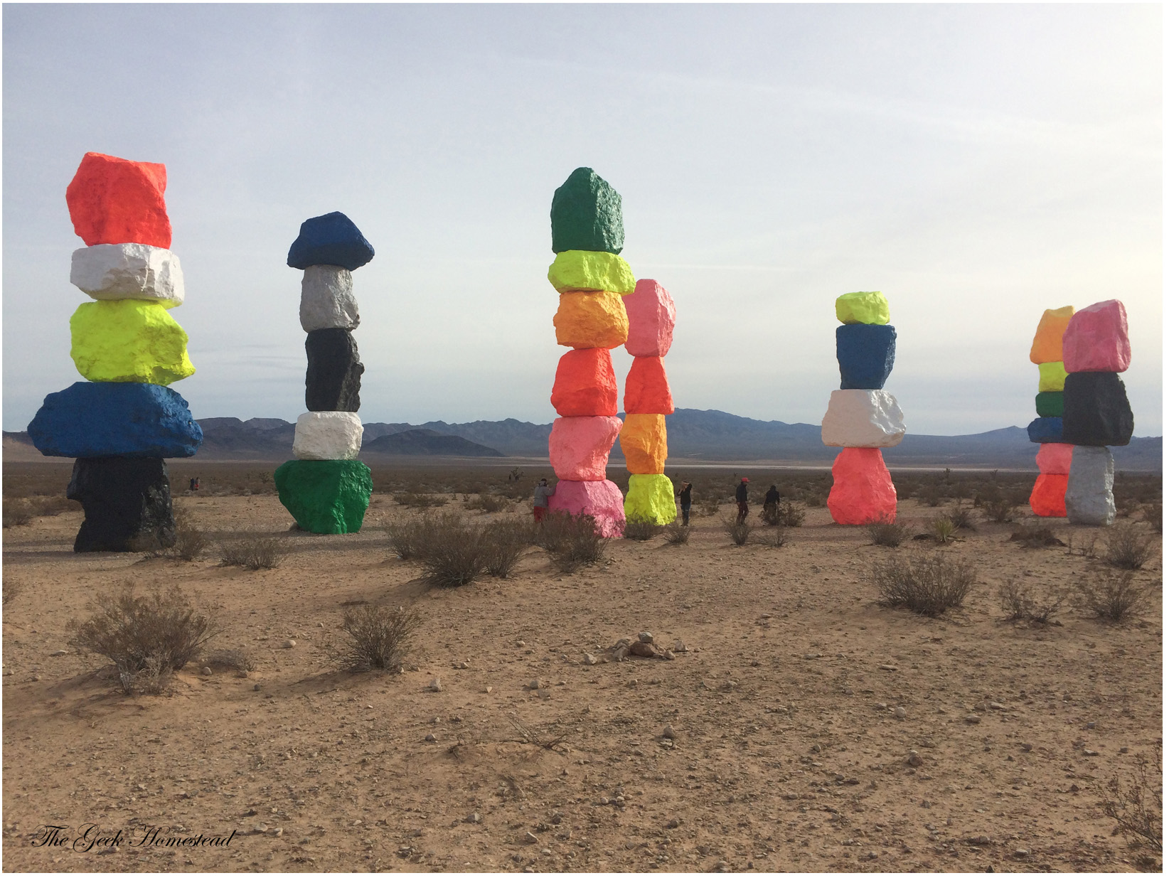 Read more about the article Seven Magic Mountains: Land Art