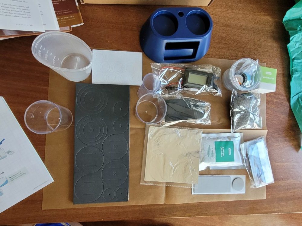 Read more about the article KiwiCo Electrochemistry Lab